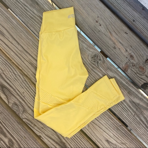 ECHT Yellow Leggings - Picture 1 of 4